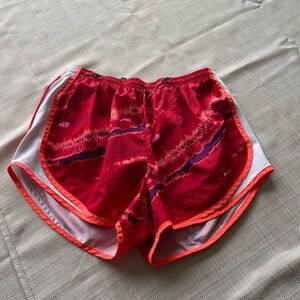 Women's Nike Tempo Shorts - Sz. L